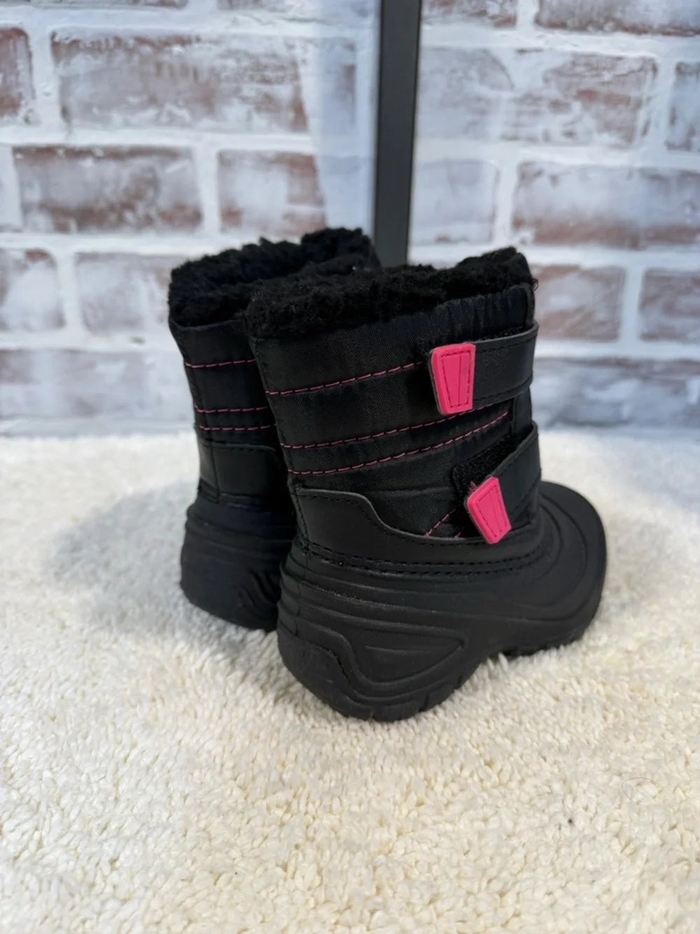 Kids Black Winter Snow Boots with Pink Accents toddler size 7